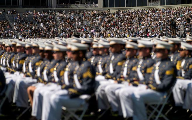 馬斯克接受西點軍校訪問:無人機與AI是戰爭未來
