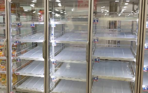 民眾瘋囤貨,H-E-B、Kroger超市籲要「理性消費」