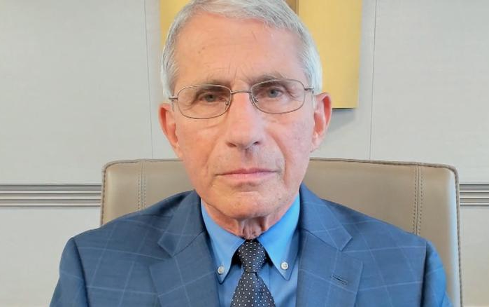 福西回應特朗普:“我不是危言聳聽,而是更現實” 白宮把不戴口罩責任歸咎福西講話