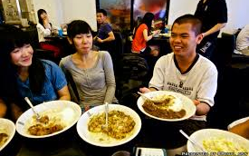 德州州長:5至18歲孩童,將獲285元餐食補助