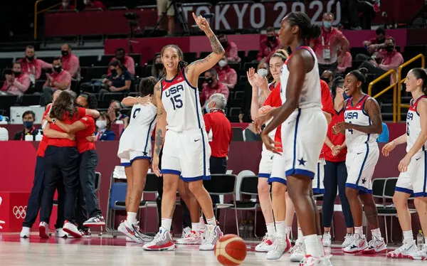 美国女篮身高马大技艺超群 东奥会暴打日本第七次夺金再登世界之巅
