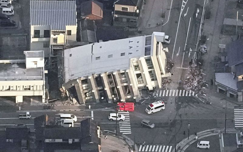 日本元旦发生大地震 造成至少六人死亡