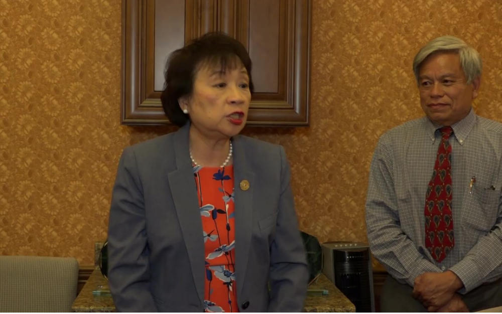 德州华裔共和党众议员陈筱玲访问休斯顿 为做出突出贡献的华裔领袖颁奖