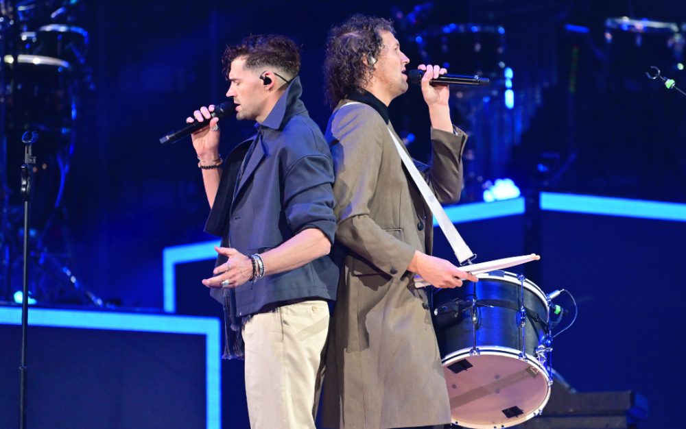 For King & Country 乐队第二次亮相牛仔竞技表演 创职业生涯最多观众