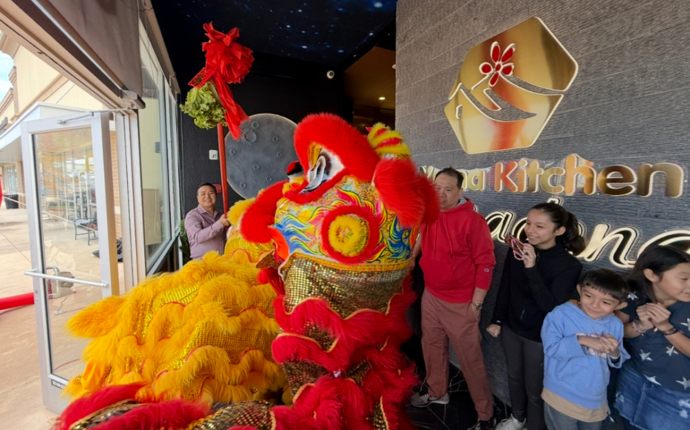 Yama Kitchen盛大開業!舞獅助陣 點燃帕薩迪納亞洲美食熱潮