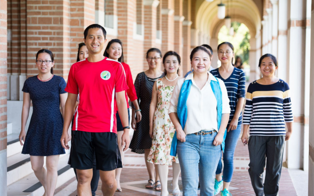 休斯顿龙学天下中文学校被美国Better Business Bureau认证为A+企业!