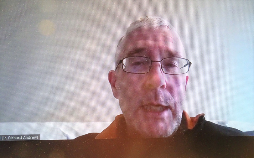 光鹽社上周六舉行「預防,檢測和治療肝癌」講座 由Dr. Richard Andrews 醫師主講