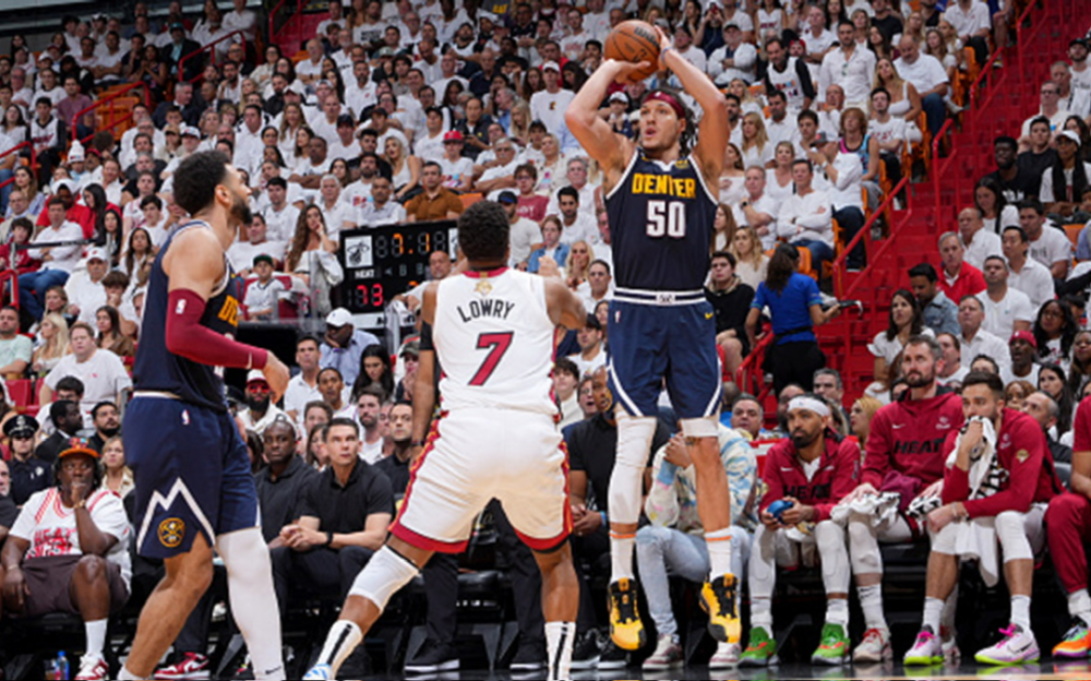 NBA 總決賽:掘金隊以 3-1 領先熱火隊,距球隊首個總冠軍只差一場勝利