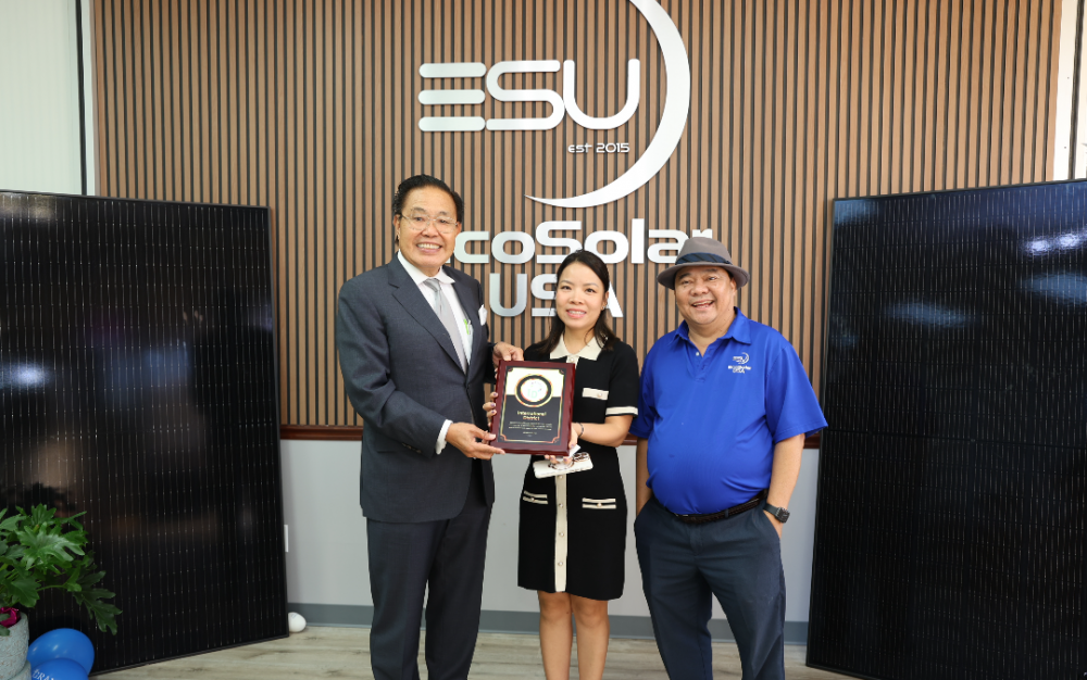 國際管理區區長李蔚華為ECO SOLAR USA太陽能公司舉行剪綵儀式 為國際管理區的經濟繁榮及乾淨能源貢獻心力